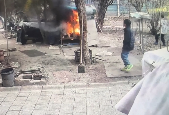 Videoscreenshot vom Grossbrand am Hundekaefig
